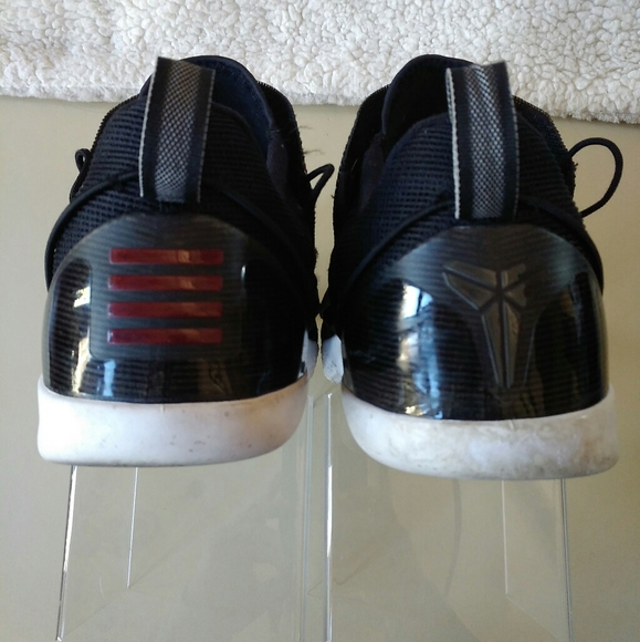 kobe ad nxt laceless